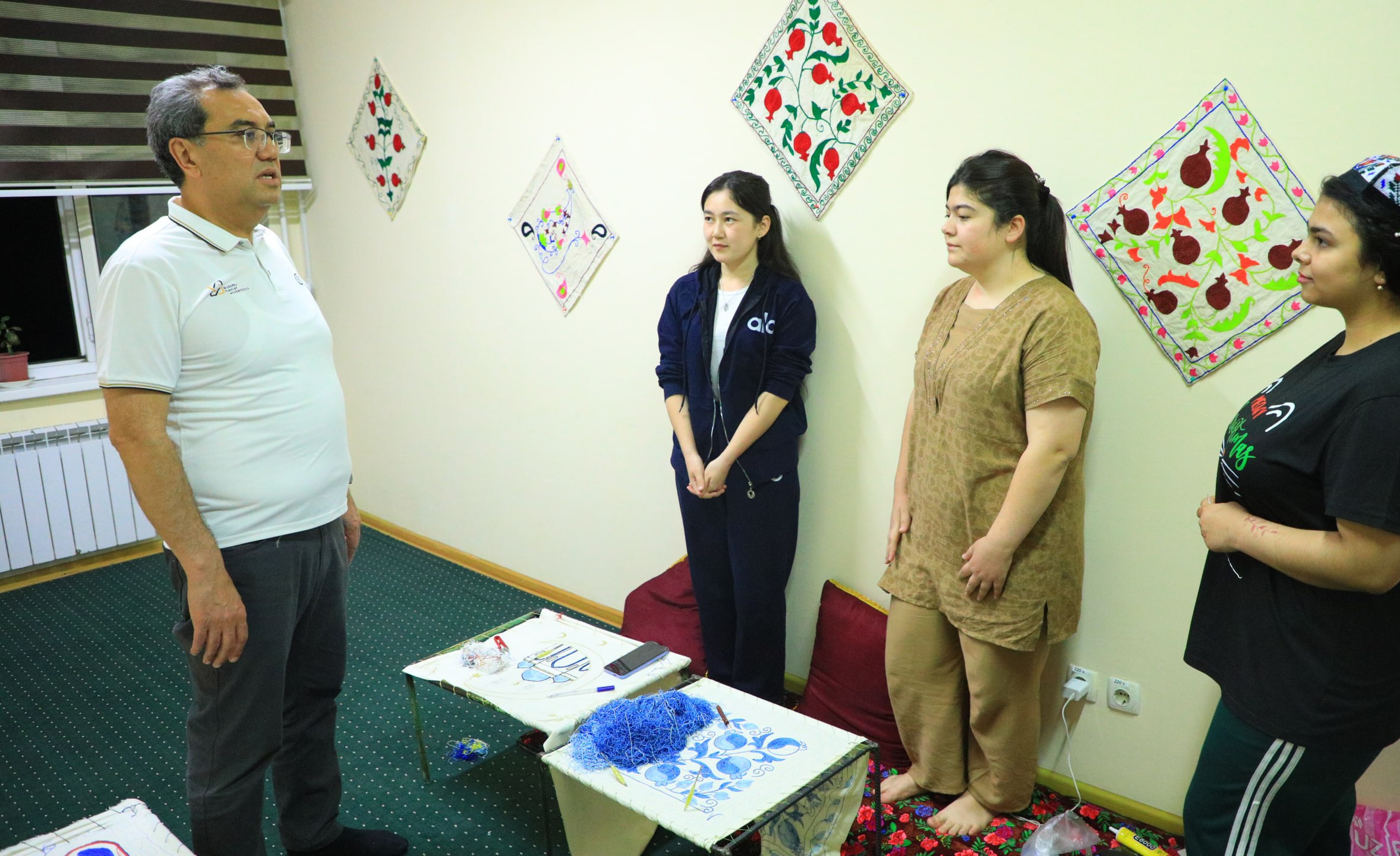 “REKTOR YOTOQXONADA — BIR KUN, BIR TUN” TASHABBUSI DOIRASIDA TALABALAR TURAR JOYIDA OLIB BORILGAN ISHLAR