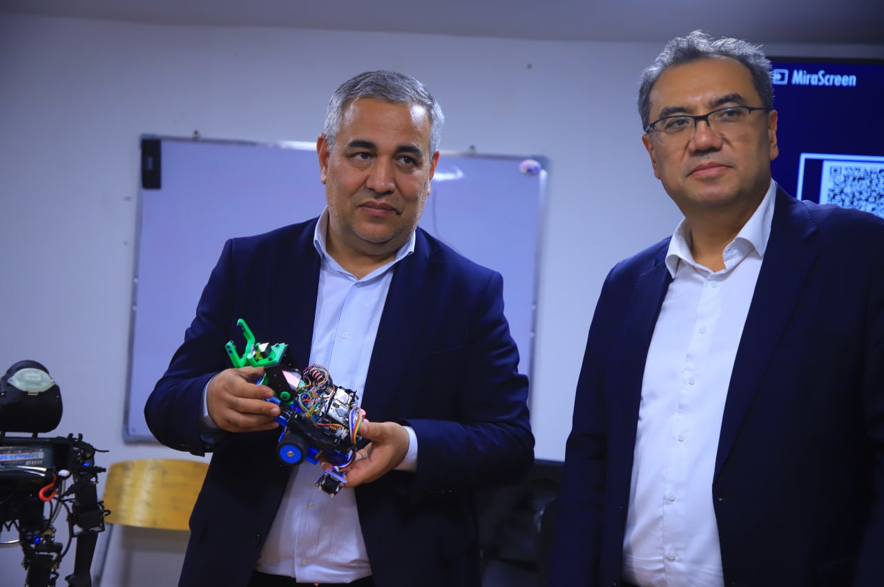 BuxDU — robototexnika markaziga aylangan ilmiy maskan: yutuqlar e’tirof etildi